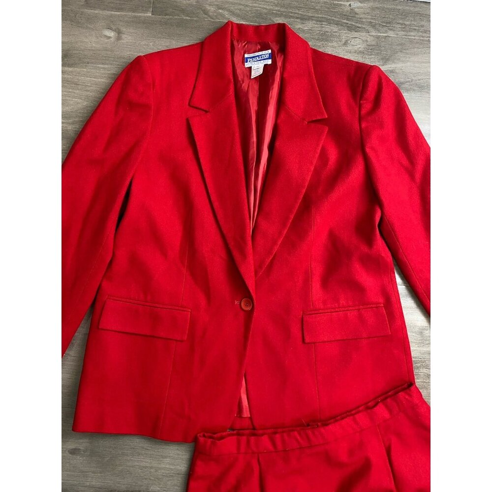 Pendleton Vintage 100% Virgin Wool Skirt Suit Size 10 Red Collarless Pockets 2PC